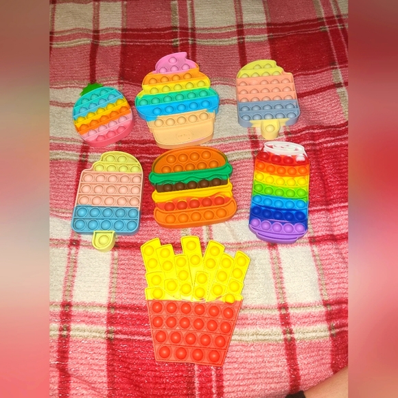 Fidgets Other - =^Pop it fidgets 7 food